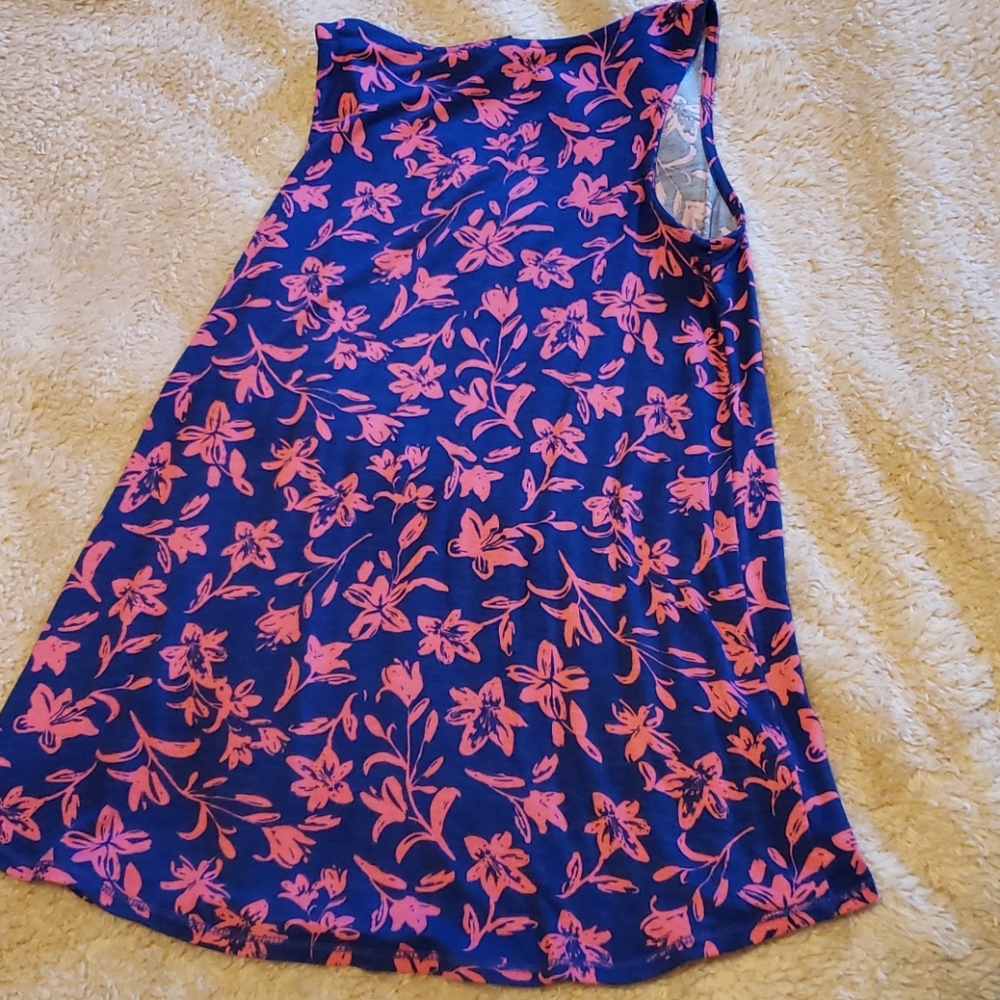 Floral top - Picture 2 of 2